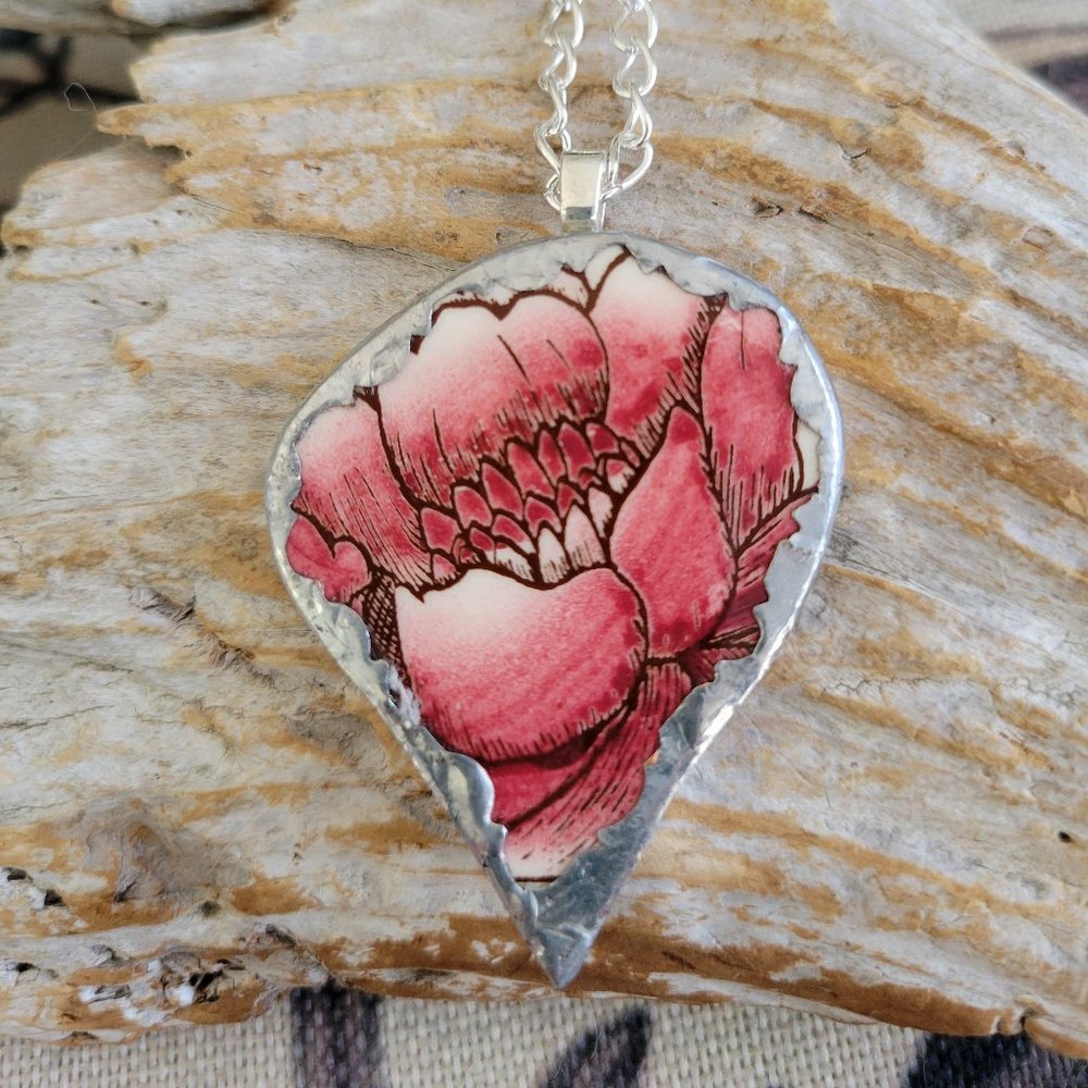 Vintage Broken China Flower Soldered Pendant Necklace